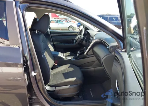 2022 Hyundai Tucson Sel z USA, uszkodzony, nr VIN 5NMJBCAE7NH040643